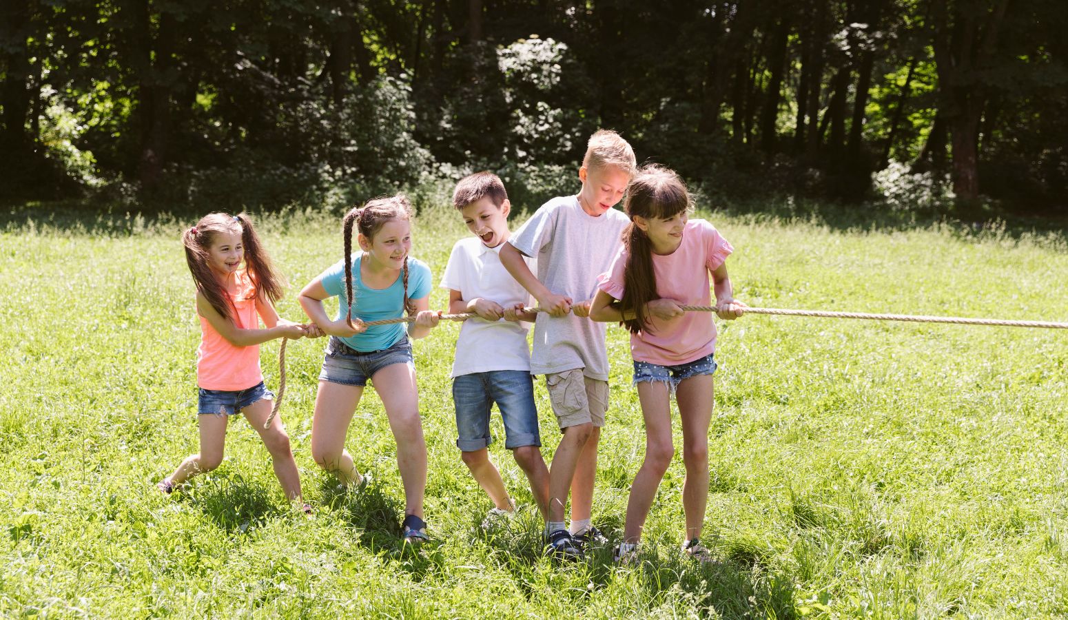 Verano en familia con niños en cofrentes valencia